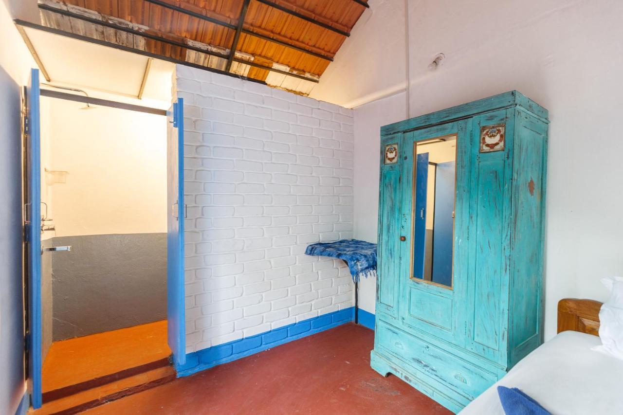 Woke Arpora Hostel Exterior photo